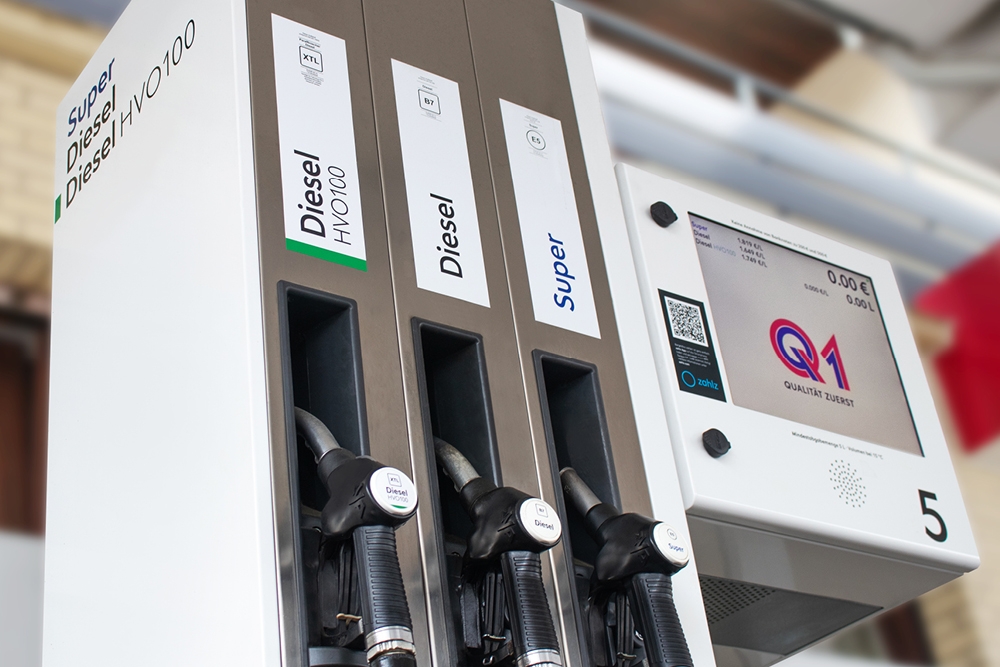 HVO100 an der Zapfsäule bei Q1 HVO100 an der Zapfsäule bei Q1